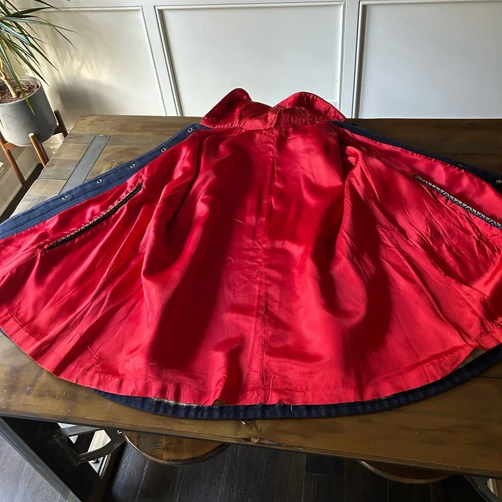 Vintage 100% wool hooded cape flawless vintage condition